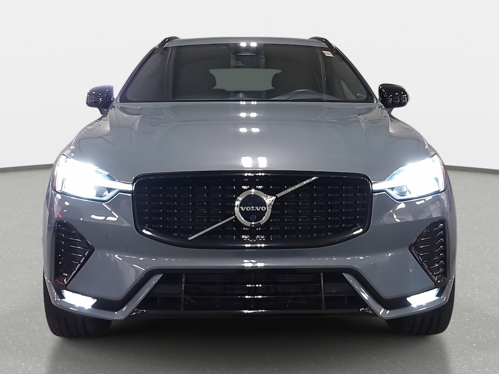 Used 2022 Volvo XC60 R-Design B6 AWD R-Design