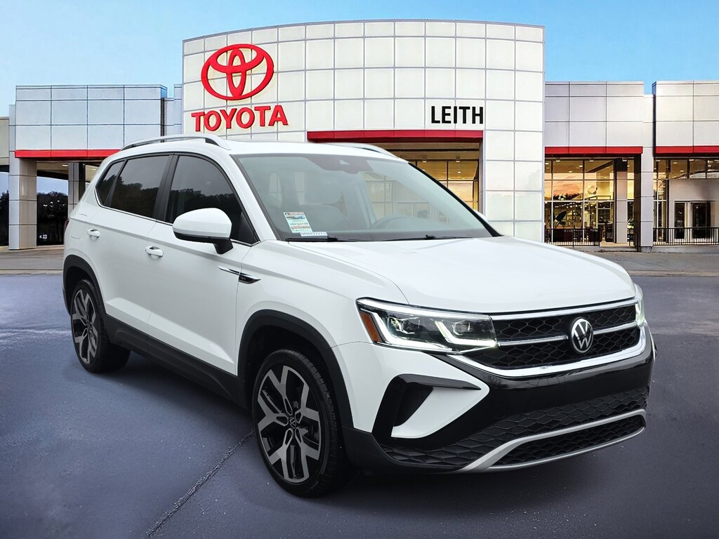 Used 2022 Volkswagen Taos SEL SEL 4MOTION