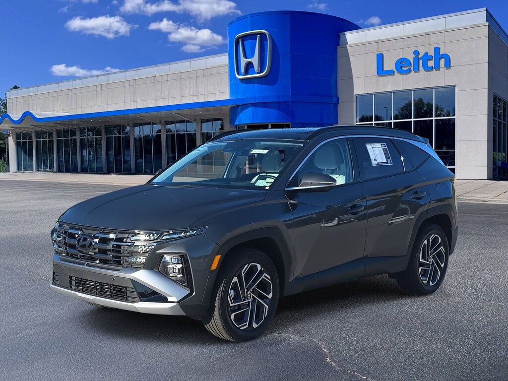 Used 2025 Hyundai Tucson Hybrid Limited Limited AWD