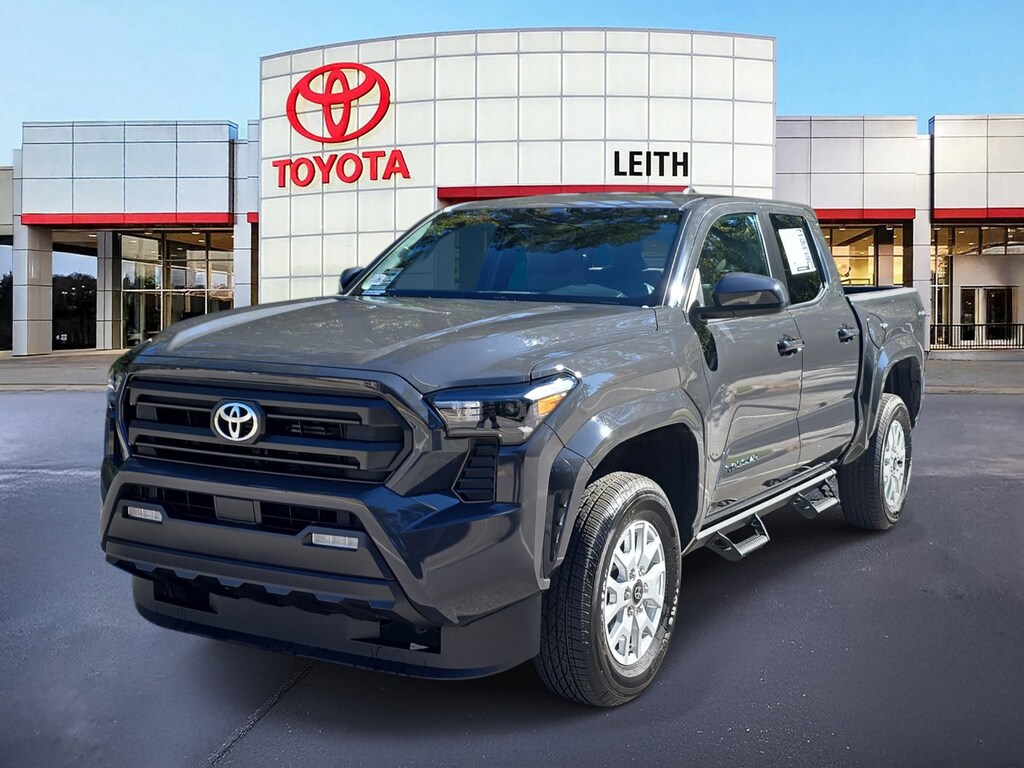Used 2025 Toyota Tacoma SR5