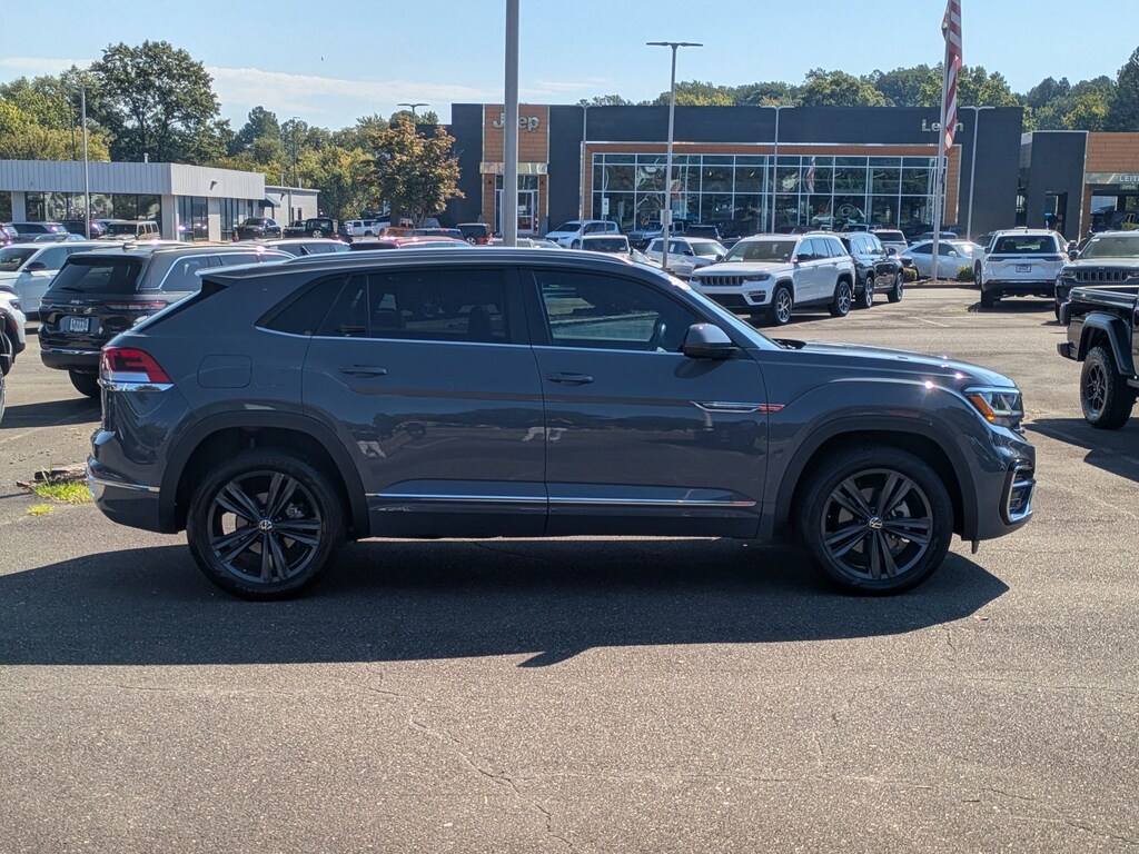 Used 2021 Volkswagen Atlas Cross Sport 3.6L V6 SE w/Technology R-Line 3.6L V6 SE w/Technology R-Line 4MOTION