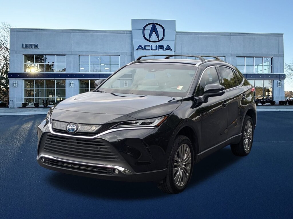 Used 2024 Toyota Venza XLE XLE AWD