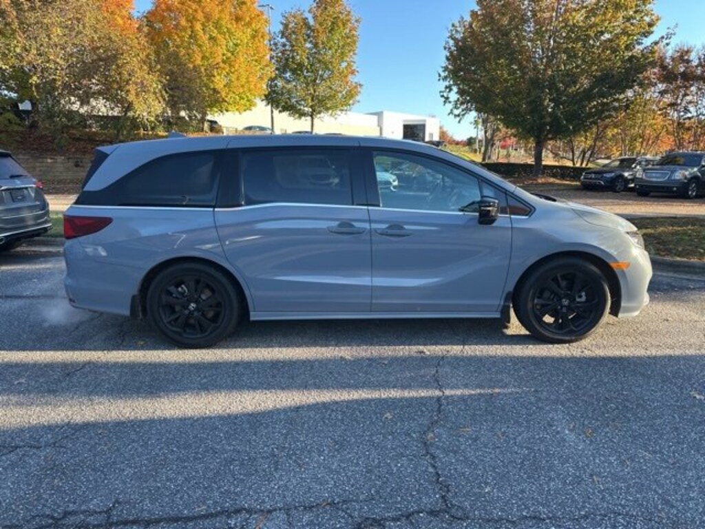 Used 2024 Honda Odyssey Sport Sport Auto