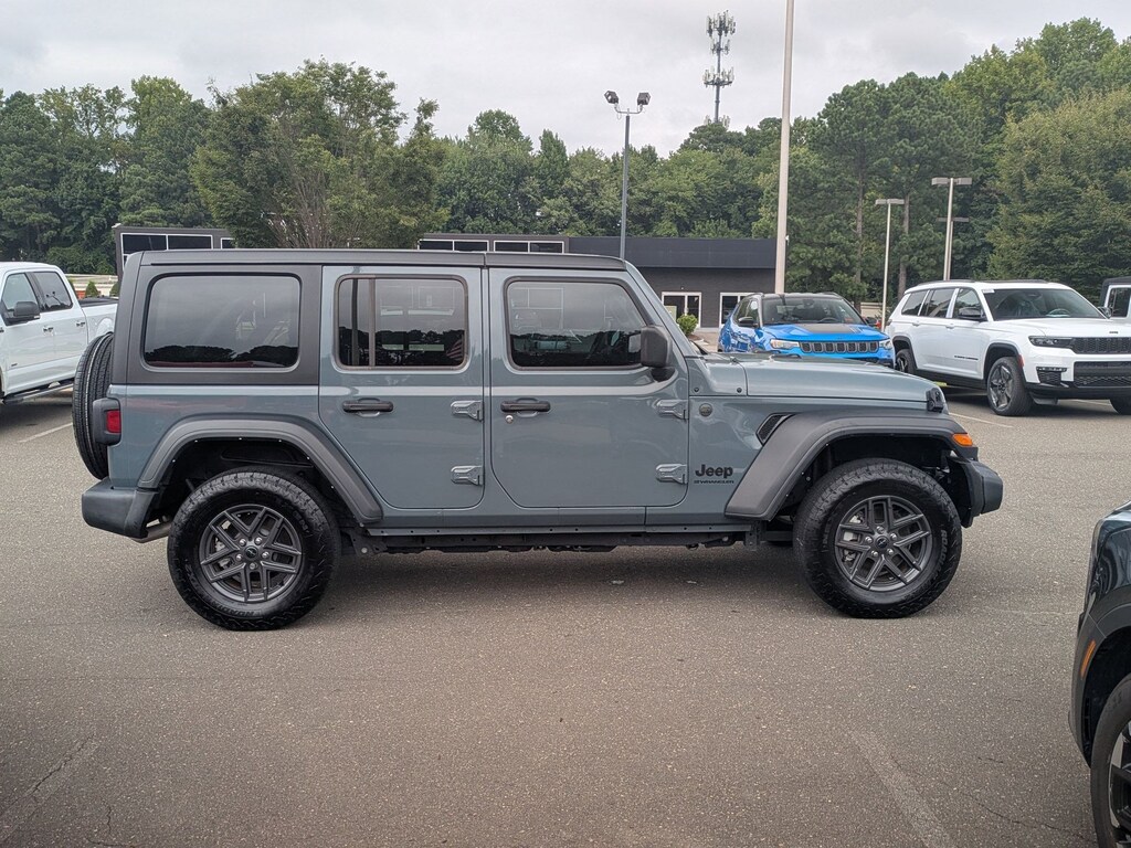 Used 2024 Jeep Wrangler Sport S Sport S  4x4