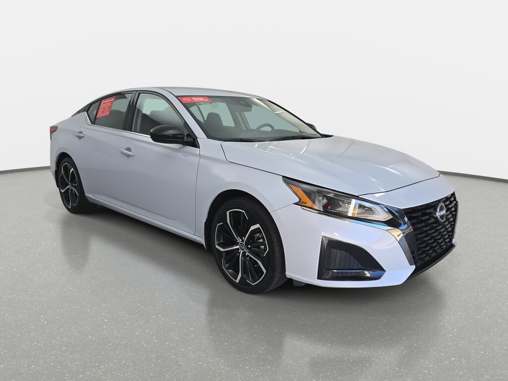 Certified 2025 Nissan Altima SR SR FWD