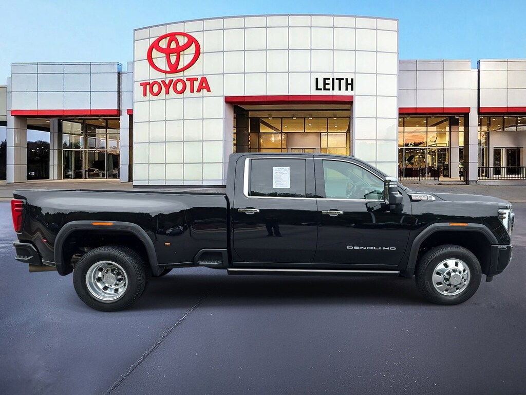 Used 2024 GMC Sierra 3500HD Denali 4WD Crew Cab 172 Denali