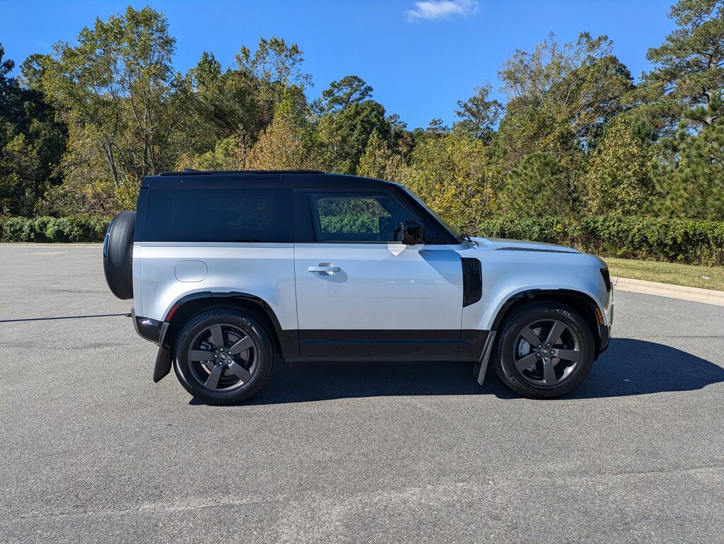 Certified 2024 Land Rover Defender X-Dynamic SE 90 P400 X-Dynamic SE