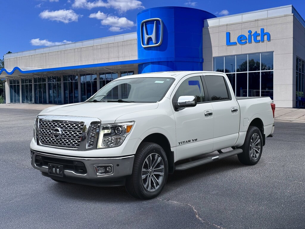 Used 2019 Nissan Titan SL 4x4 Crew Cab SL