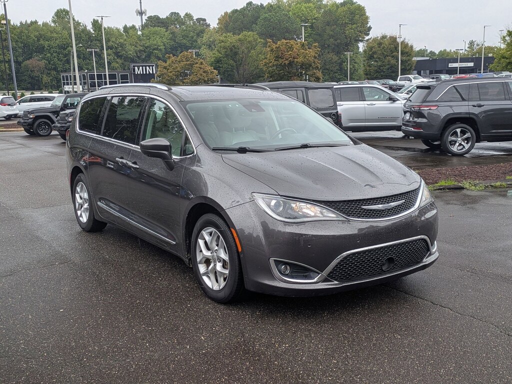 Used 2018 Chrysler Pacifica Touring L Plus Touring L Plus FWD