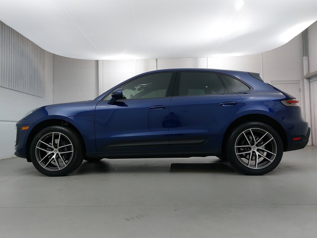 Certified 2024 Porsche Macan  AWD