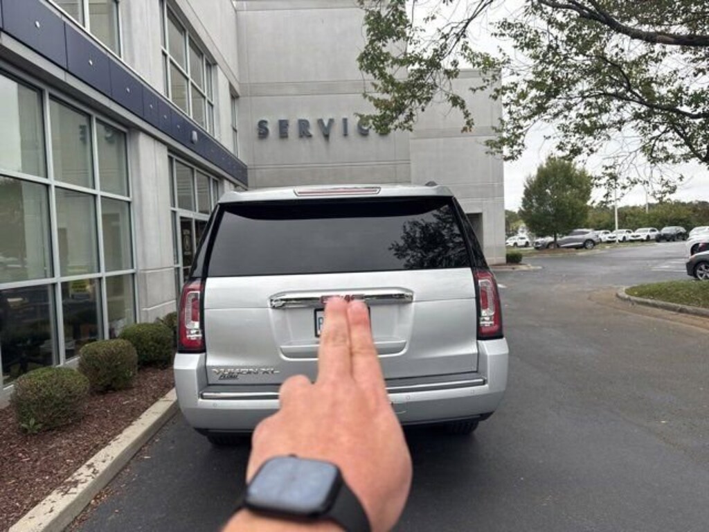 Used 2018 GMC Yukon XL Denali 4WD  Denali