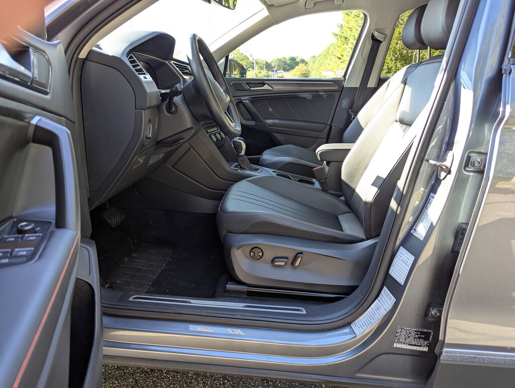 Used 2024 Volkswagen Tiguan Wolfsburg Edition 2.0T Wolfsburg Edition FWD