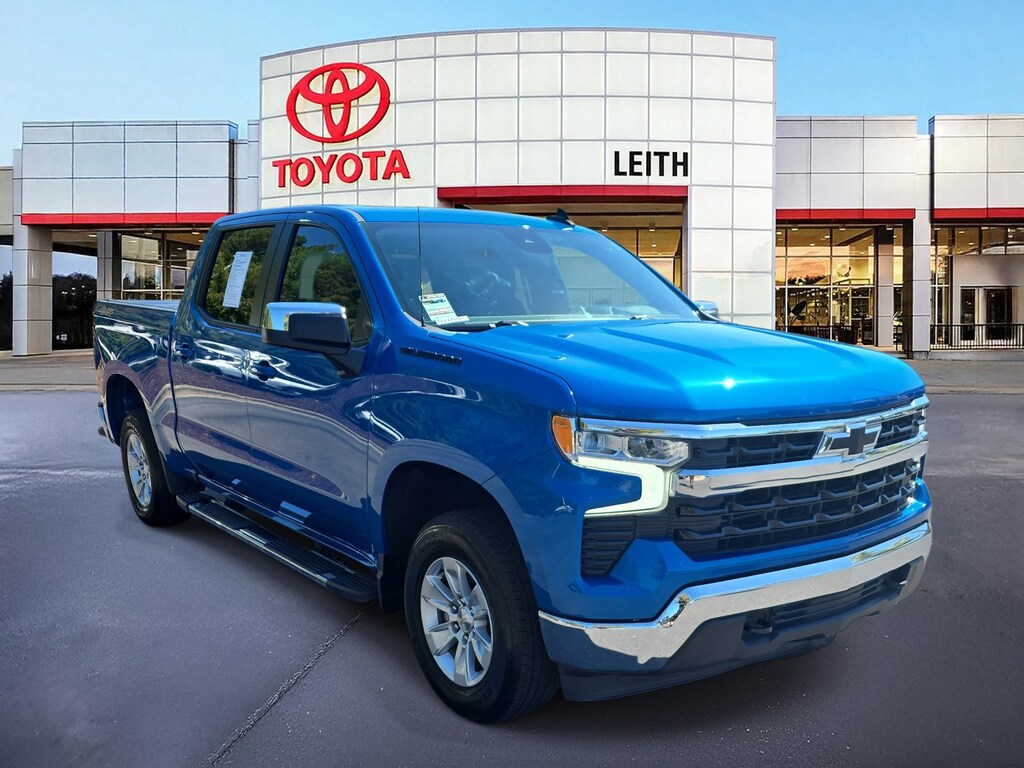 Used 2024 Chevrolet Silverado 1500 LT 4WD Crew Cab 147 LT w/1LT