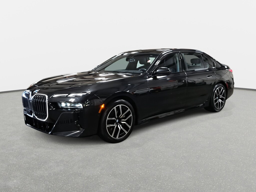 Used 2025 BMW 7 Series 740i xDrive Sedan