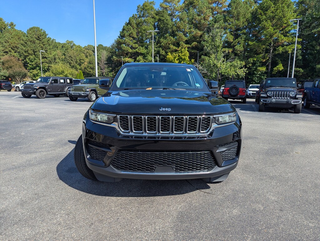 Certified 2023 Jeep Grand Cherokee Laredo Laredo 4x4