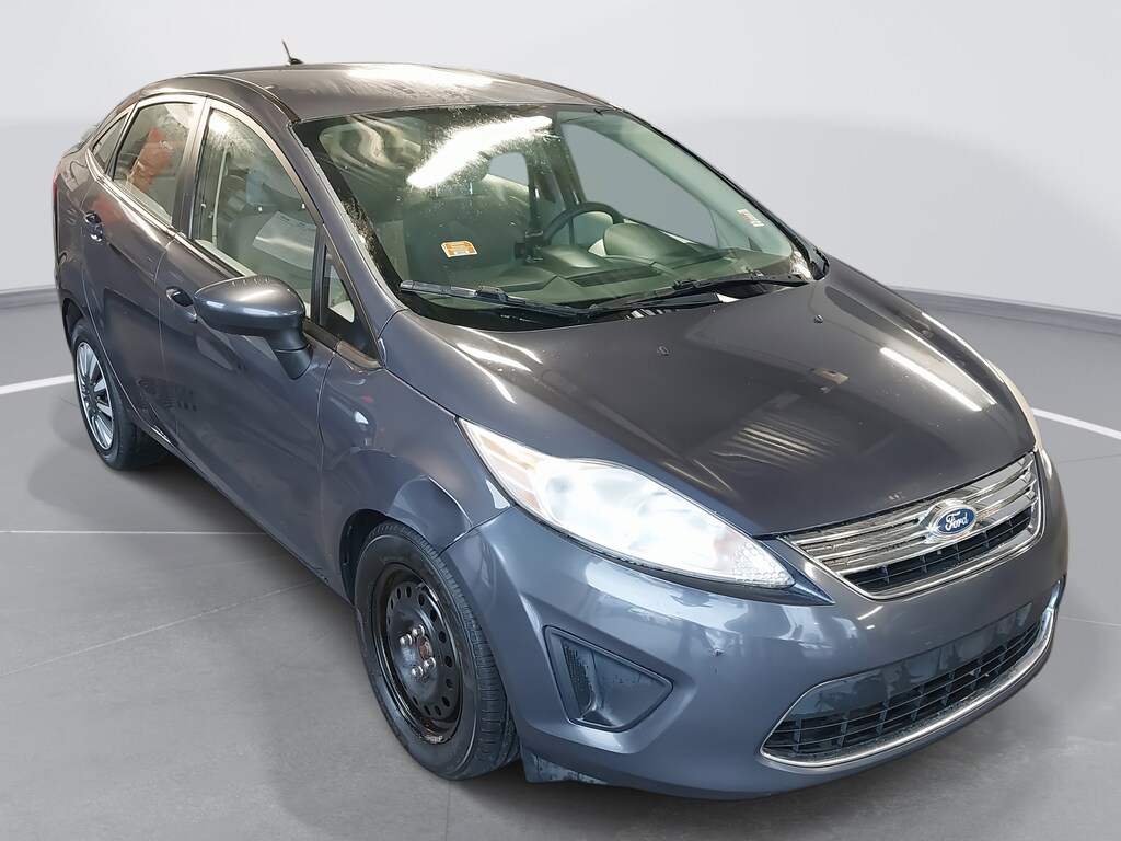 Used 2012 Ford Fiesta SE Sedan