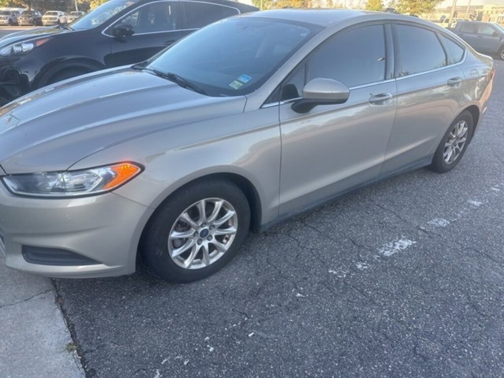 Used 2015 Ford Fusion S Sedan