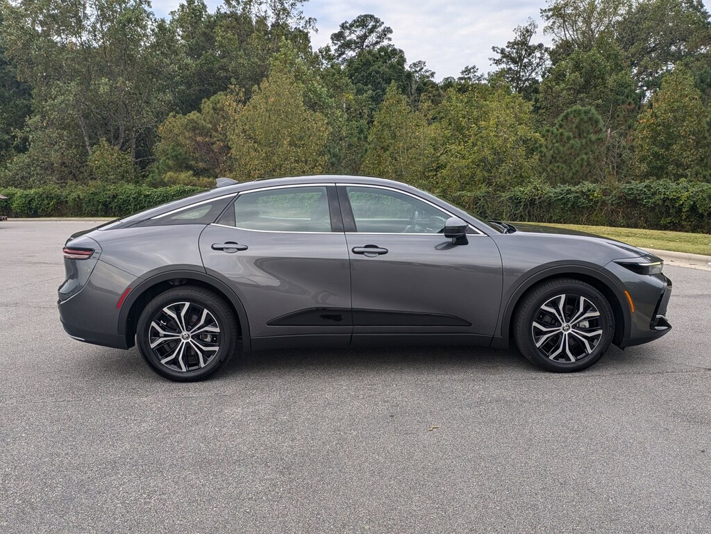 Used 2023 Toyota Crown Limited Limited AWD