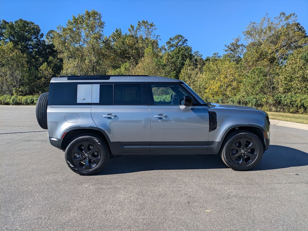 Certified 2023 Land Rover Defender SE 110 SE AWD
