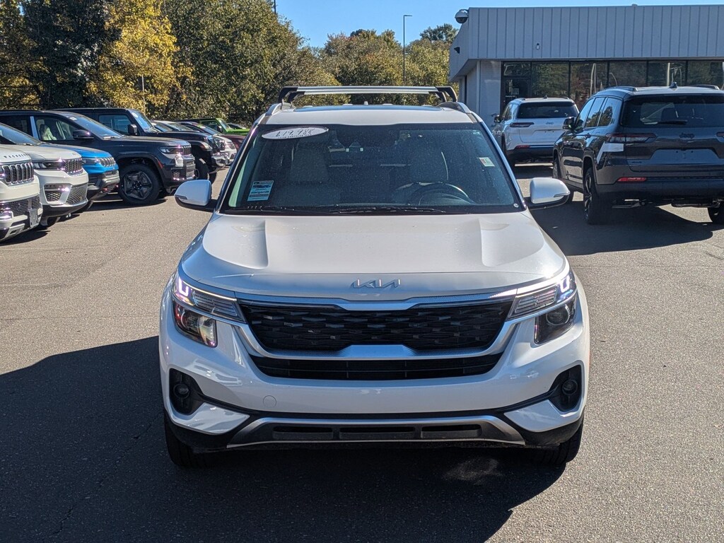 Used 2022 Kia Seltos EX EX IVT AWD