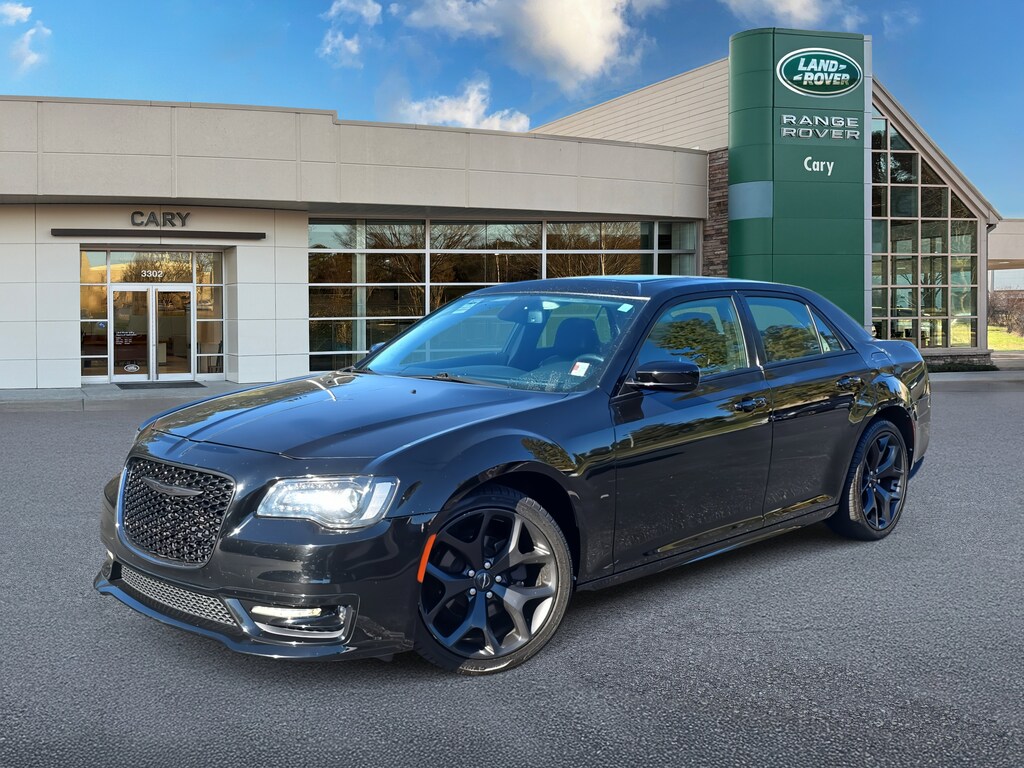 Used 2020 Chrysler 300 Touring L Touring L RWD