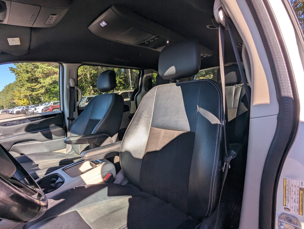 Used 2020 Dodge Grand Caravan SXT Wagon