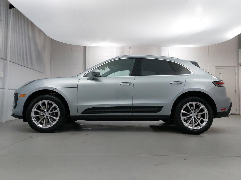 Certified 2025 Porsche Macan