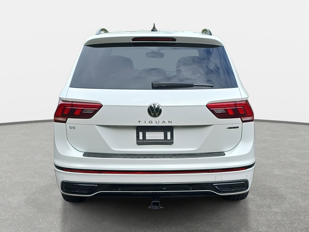 Certified 2024 Volkswagen Tiguan SE R-Line Black 2.0T SE R-Line Black 4MOTION