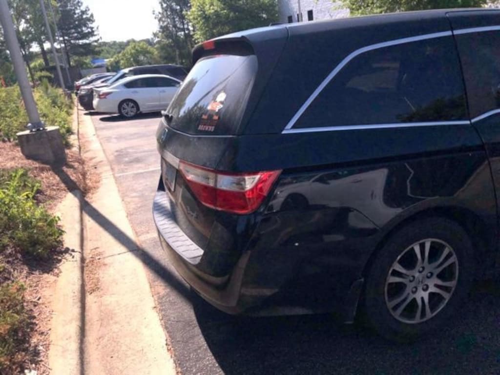 Used 2011 Honda Odyssey EX-L Van