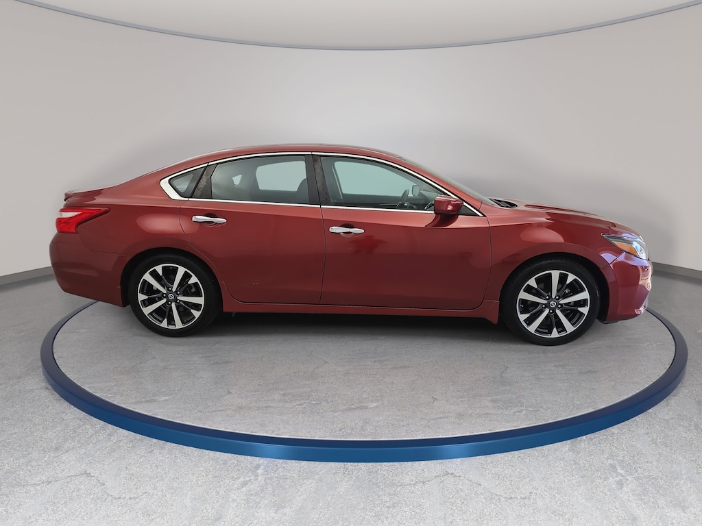 Used 2016 Nissan Altima 2.5 SR Sedan
