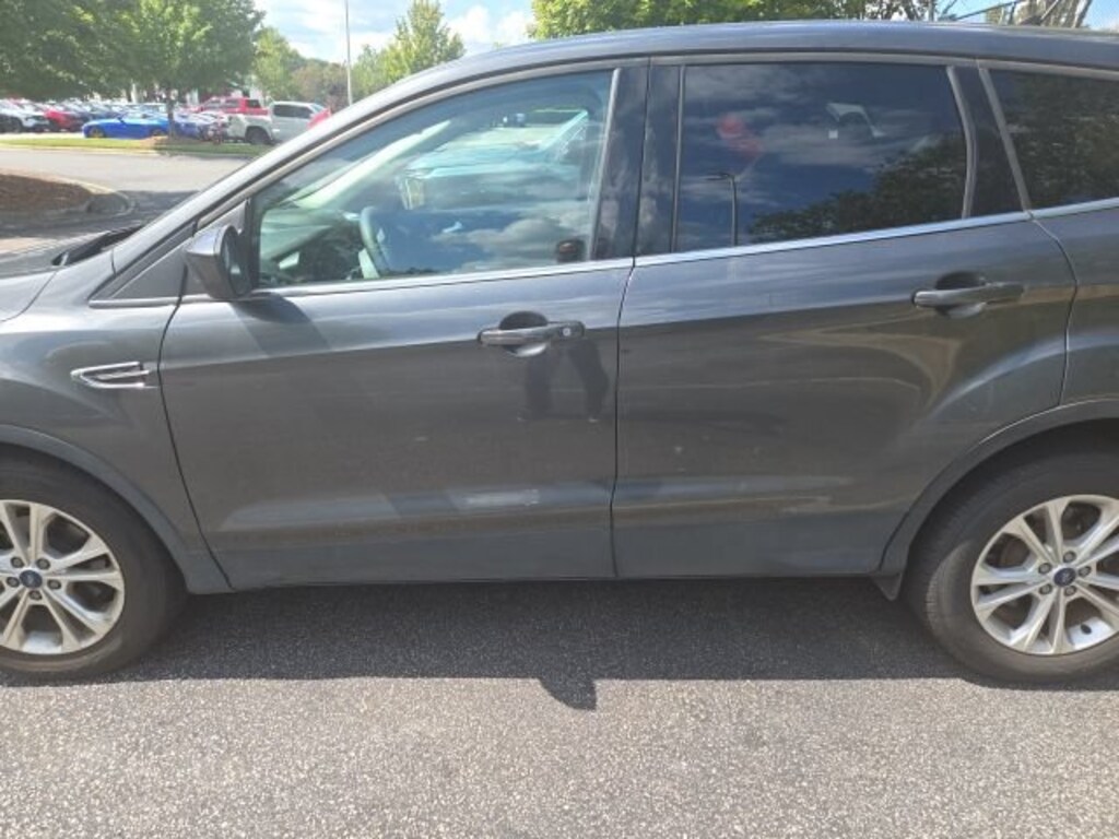 Used 2019 Ford Escape SE SUV