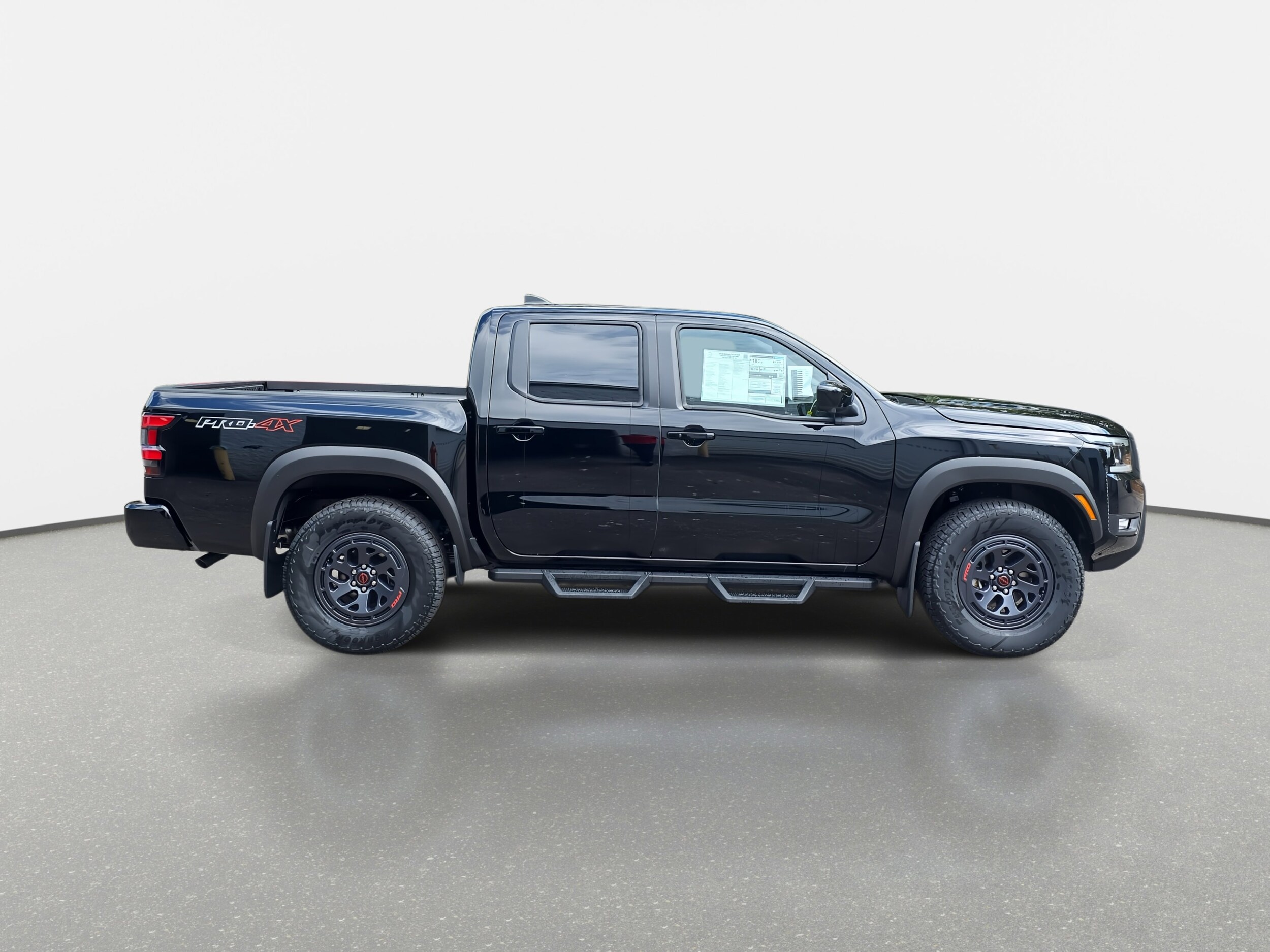 2026 Nissan Frontier PRO-4X photo 4
