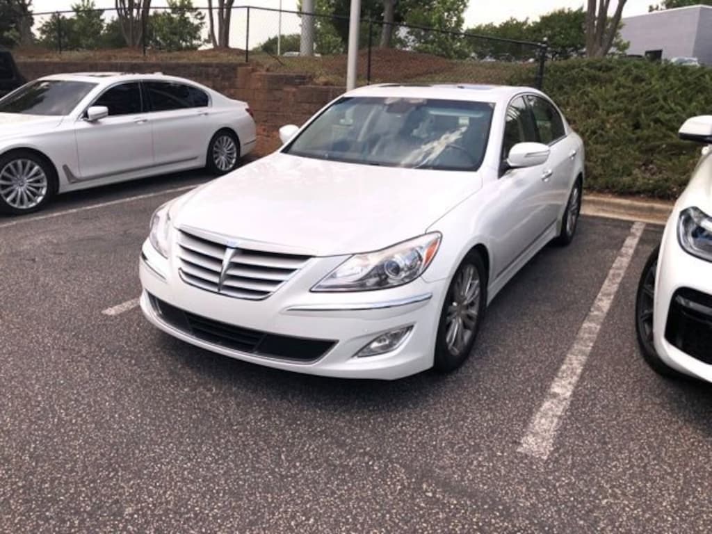 Used 2012 Hyundai Genesis 4.6 Sedan