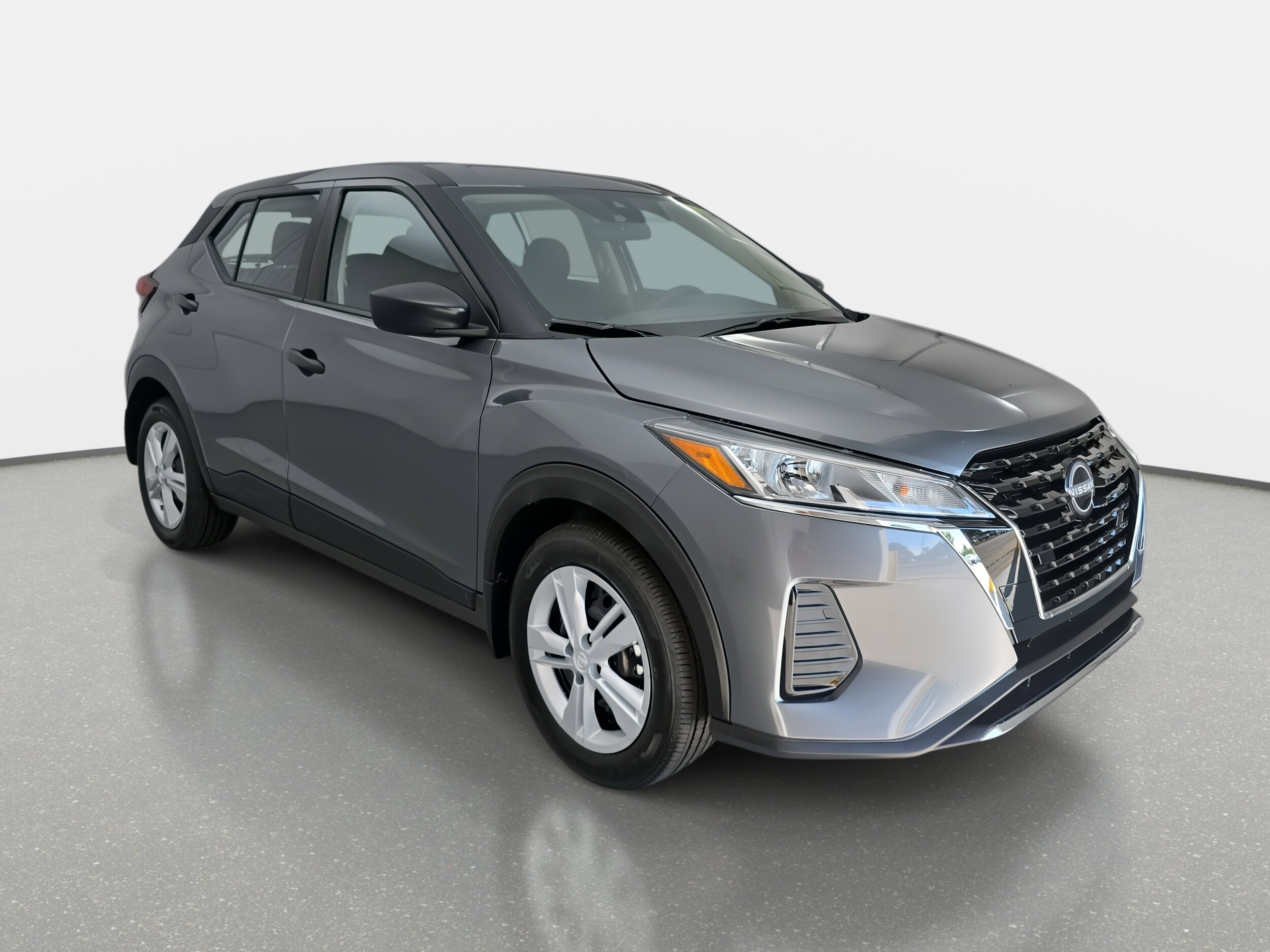 2025 Nissan Kicks Play S photo 3