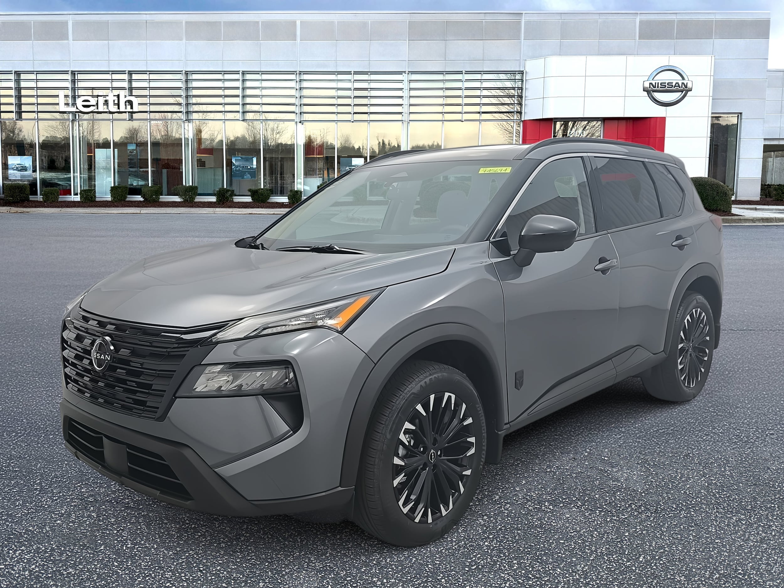 2026 Nissan Rogue SV's photo