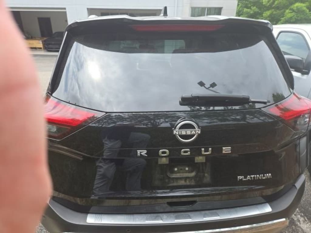 Certified 2023 Nissan Rogue Platinum SUV