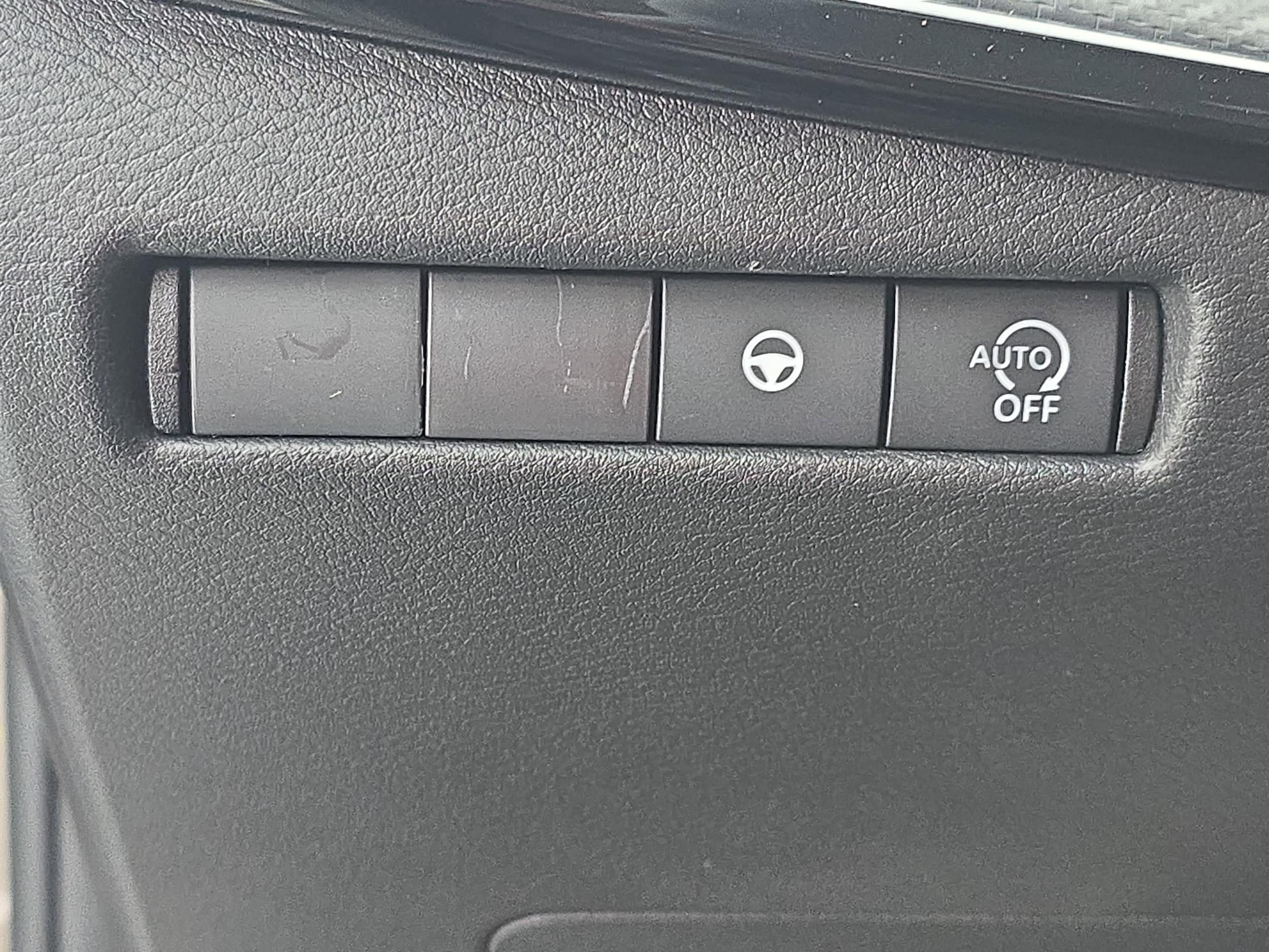 2026 Nissan KICKS SR - Photo 24