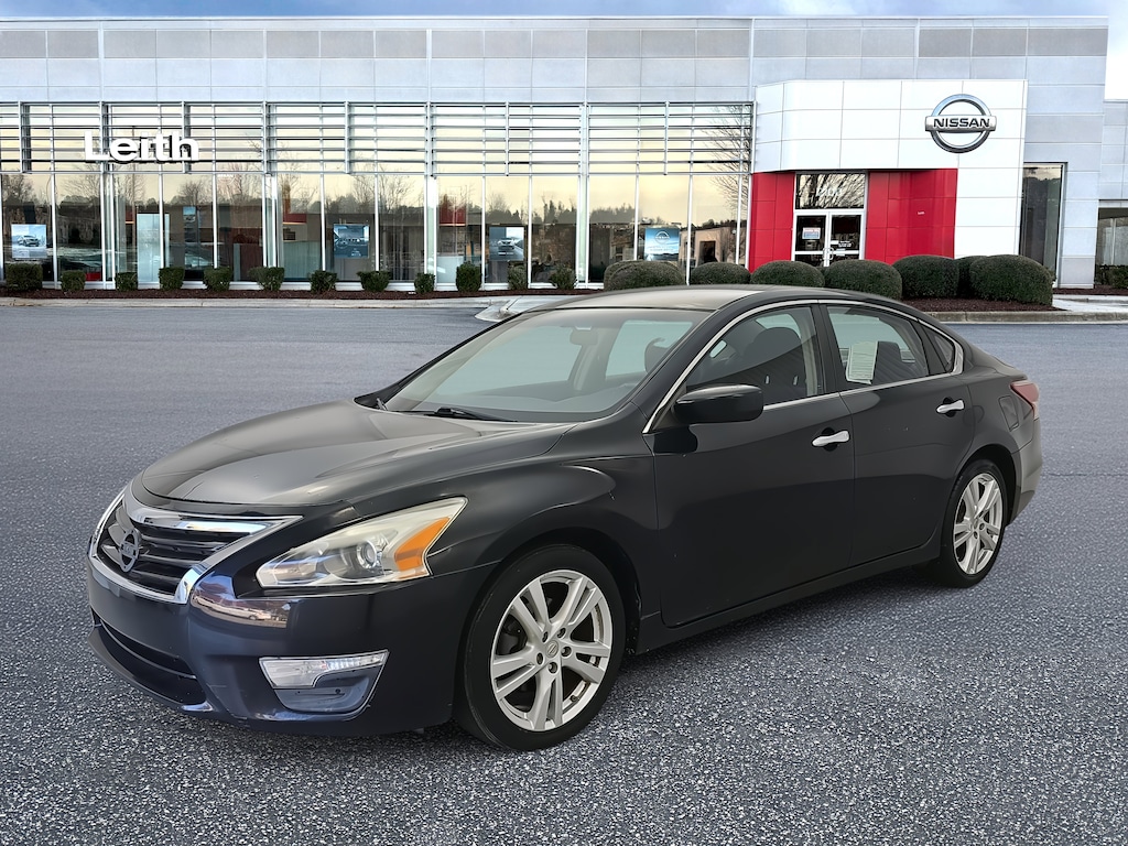Used 2013 Nissan Altima 3.5 S Sedan