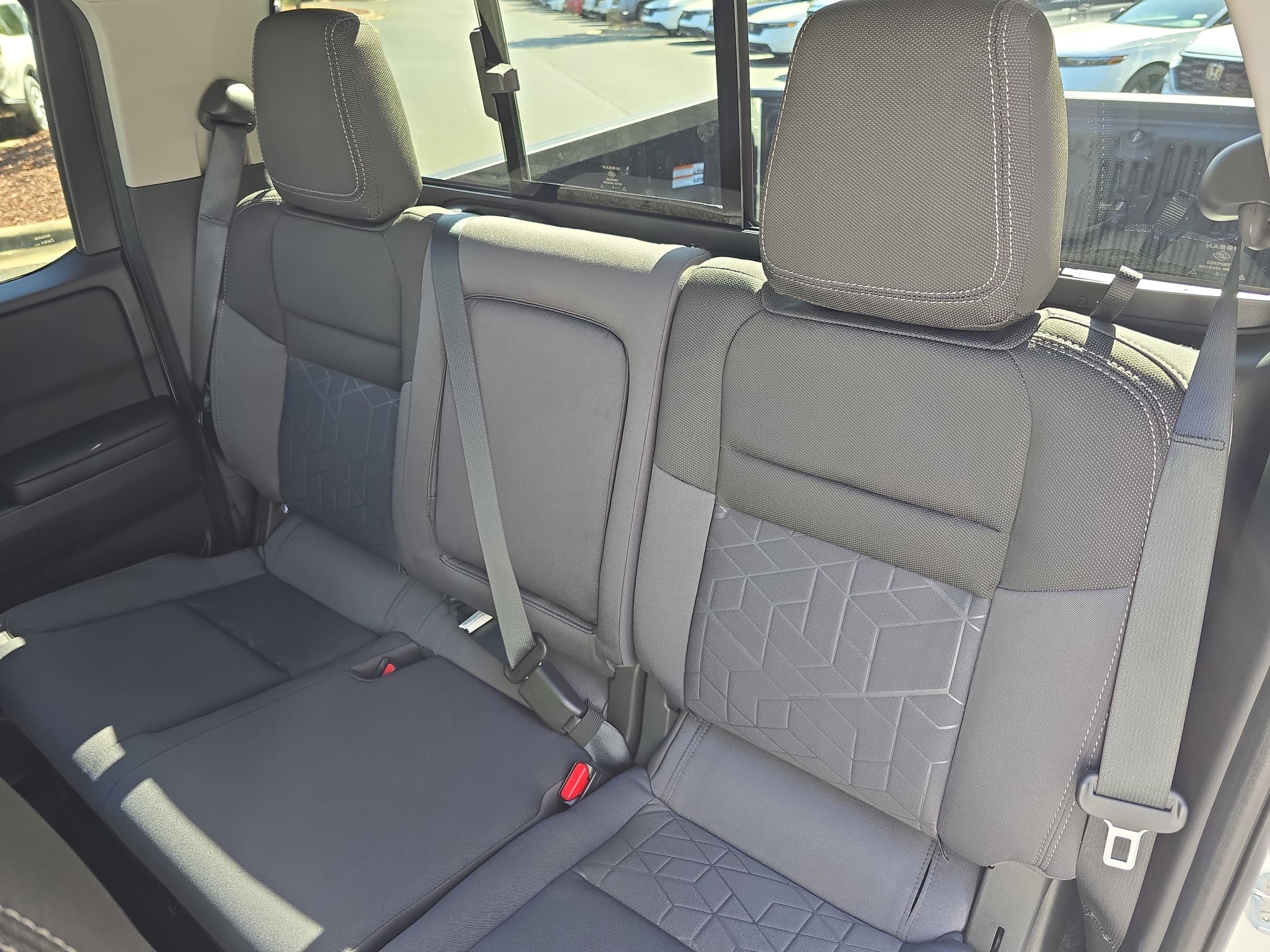 2026 Nissan Frontier SV - Photo 13