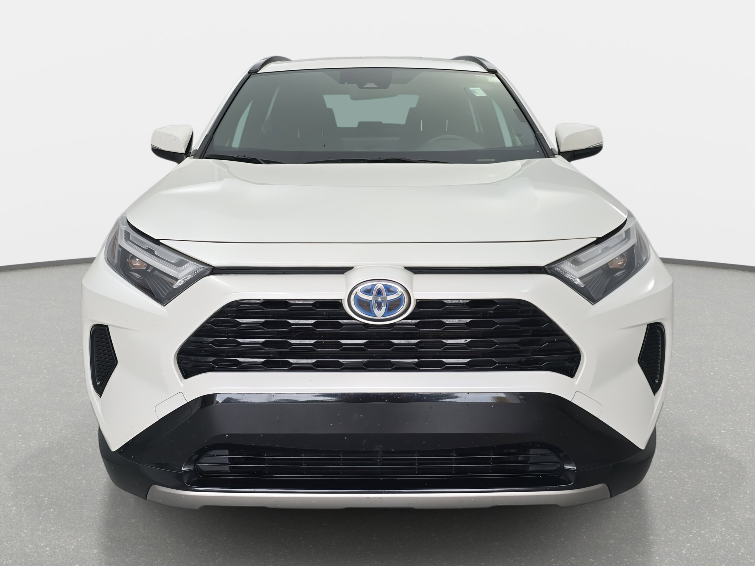 2022 Toyota RAV4 Hybrid SE photo 2