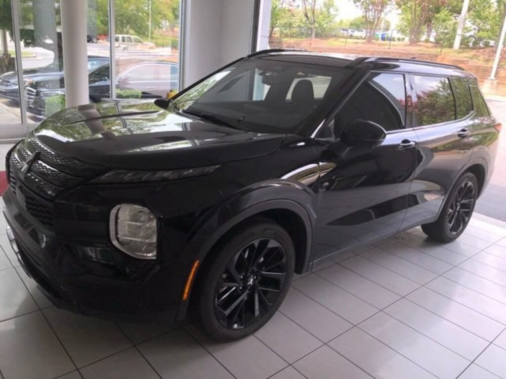 Used 2024 Mitsubishi Outlander SEL Black Edition SUV