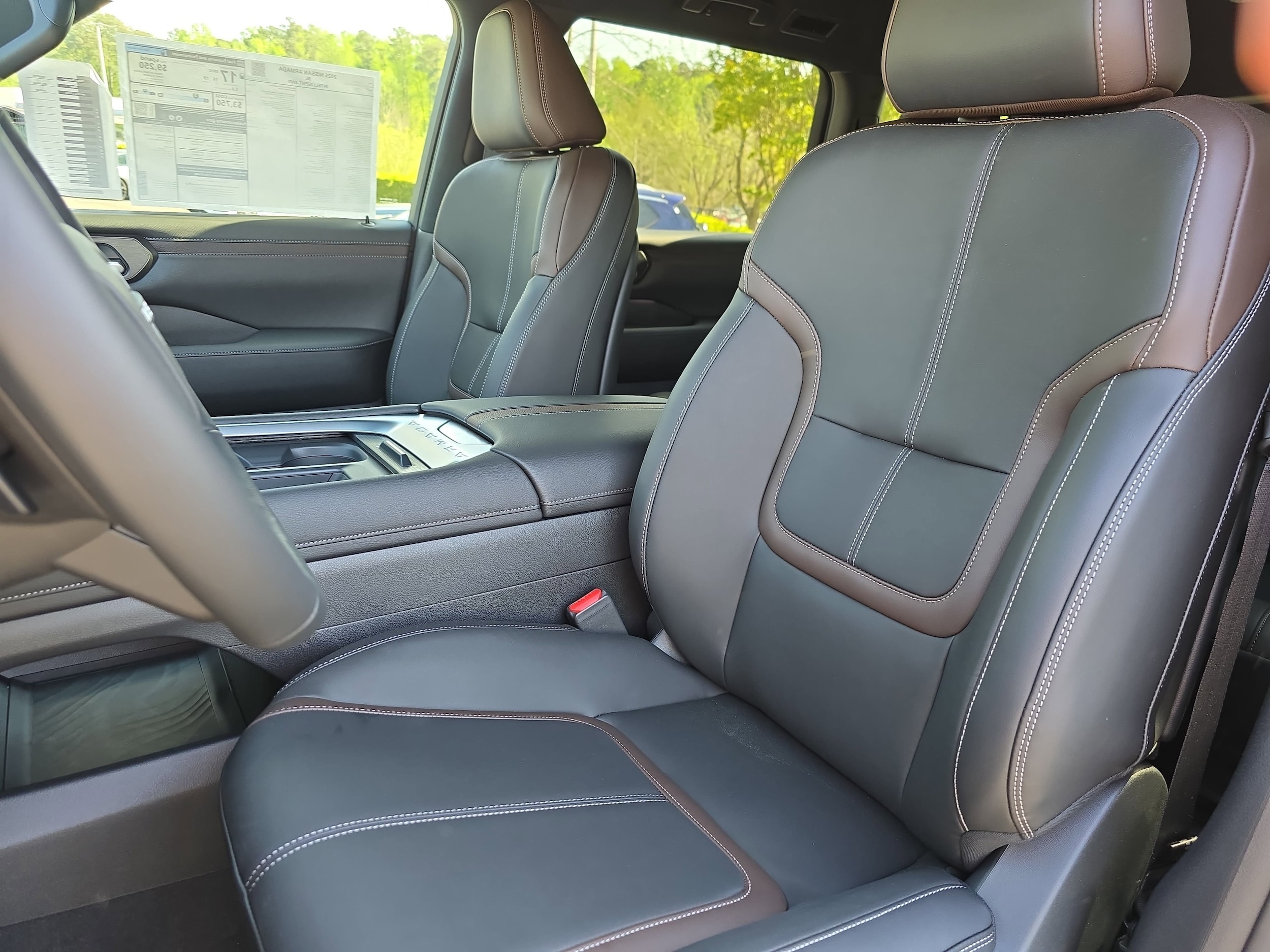 2025 Nissan Armada SL - Photo 16