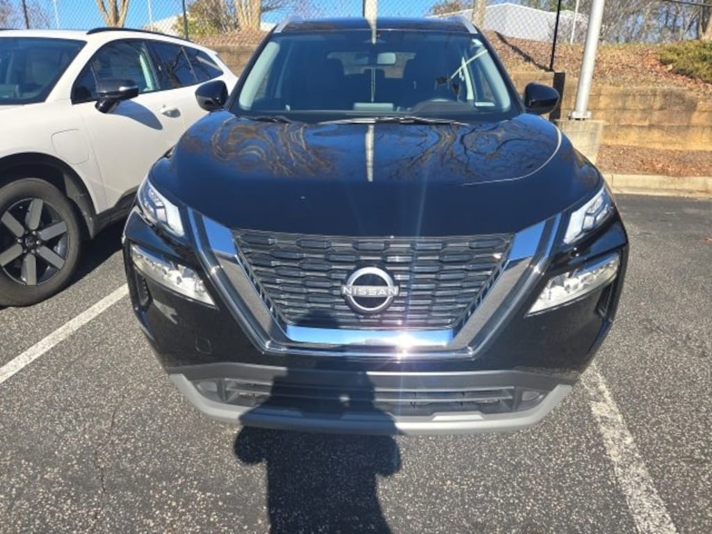 Used 2023 Nissan Rogue SV SUV