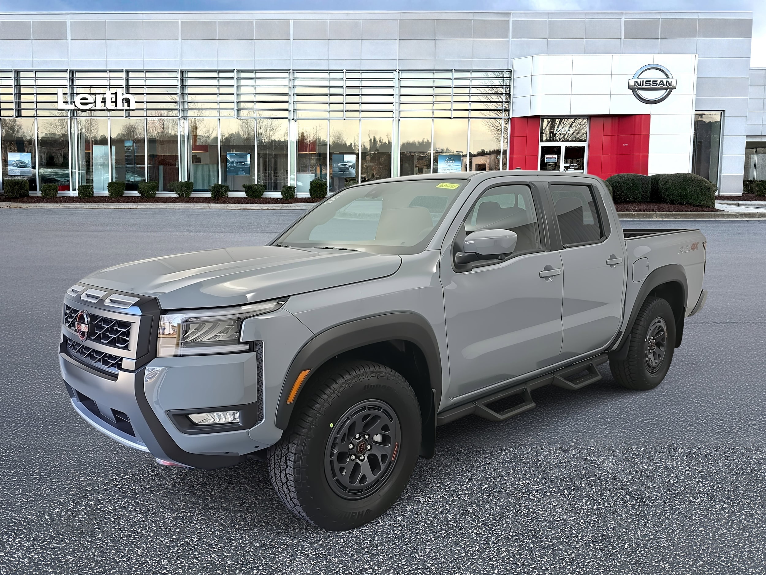 2026 Nissan Frontier PRO-4X's photo