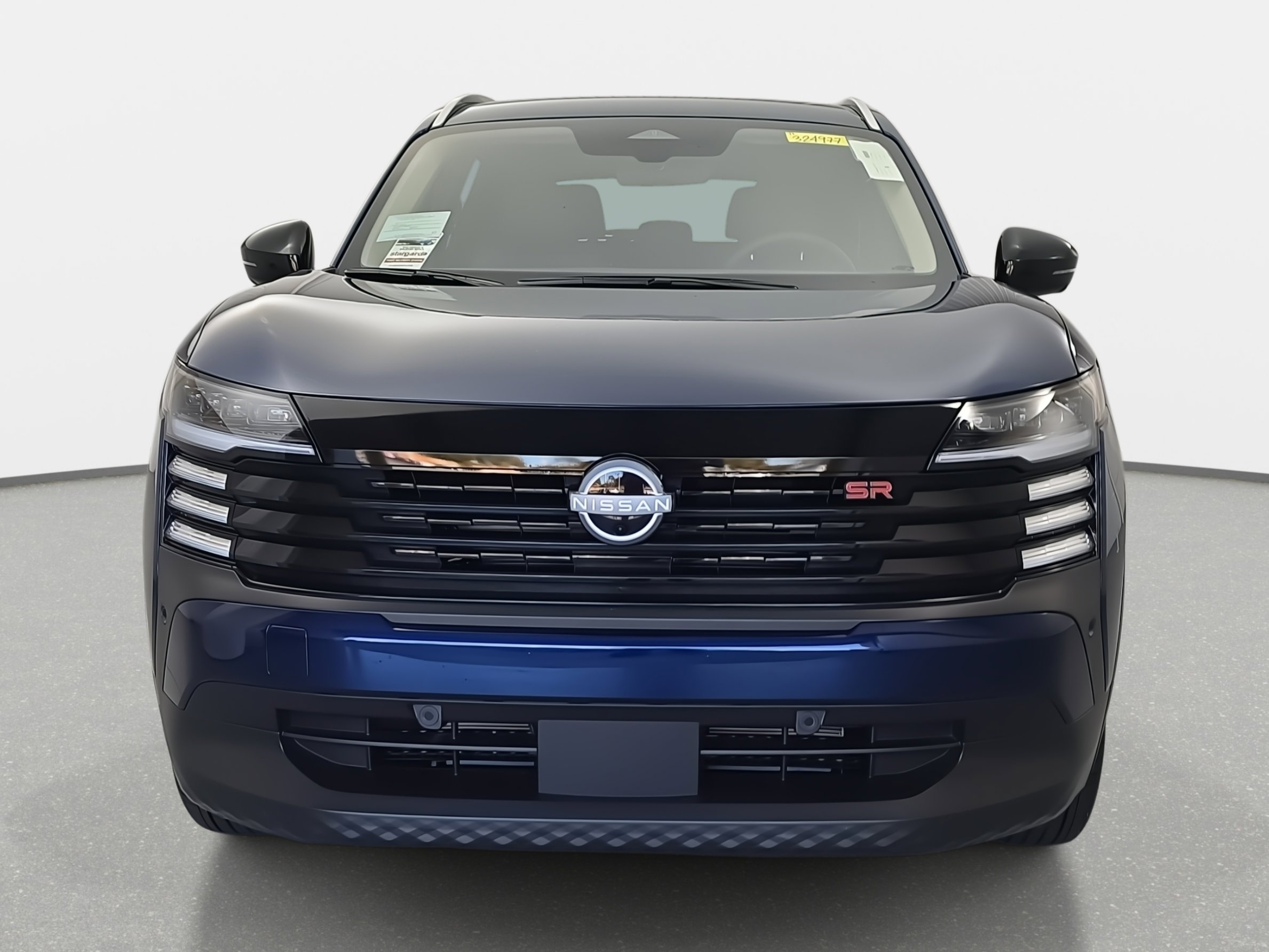 2026 Nissan Kicks SR photo 2