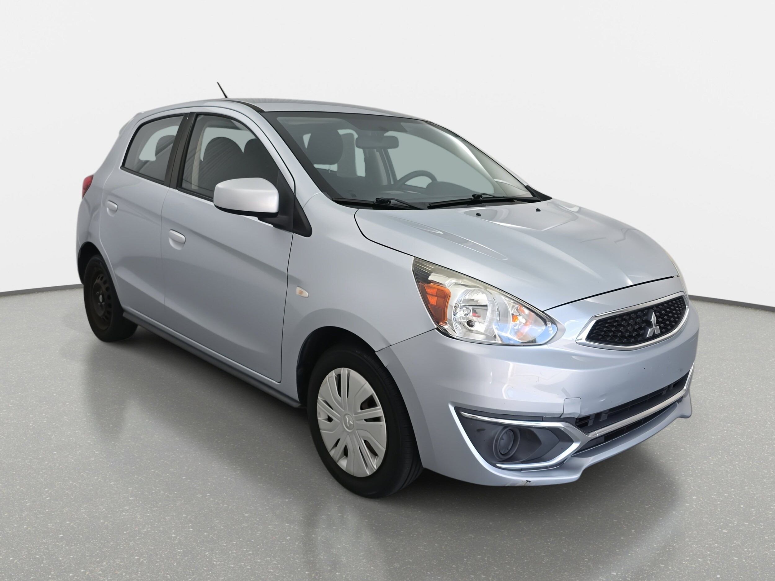 2018 Mitsubishi Mirage ES photo 3