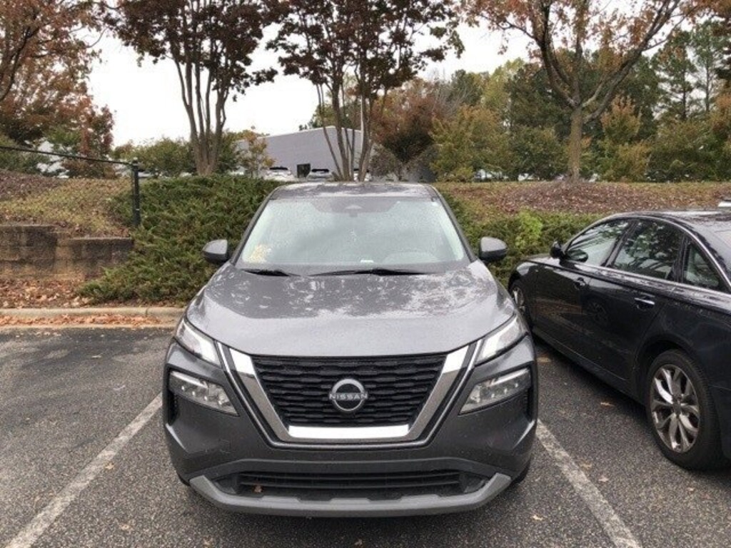 Used 2023 Nissan Rogue SV SUV