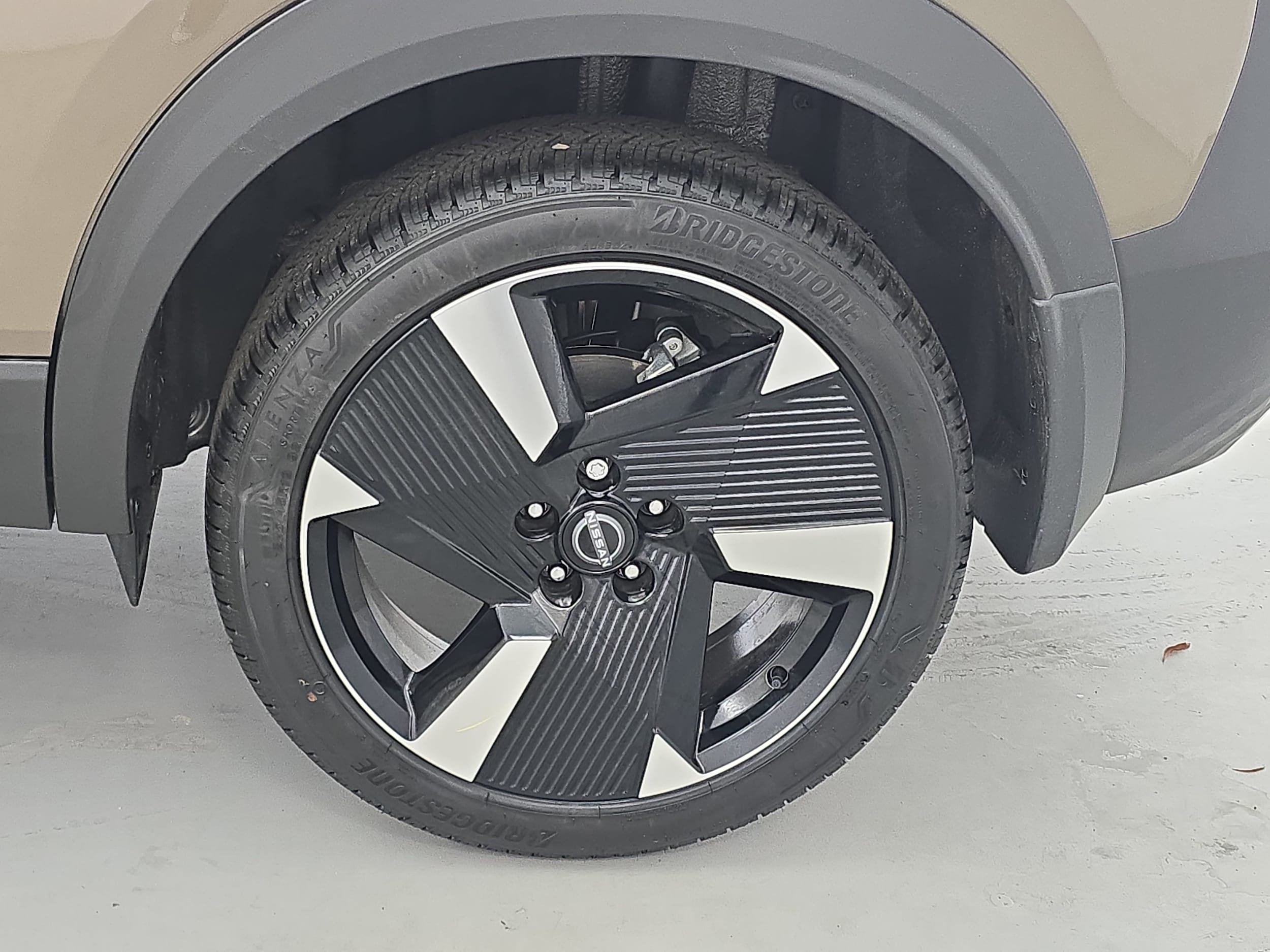 2026 Nissan KICKS SR - Photo 31