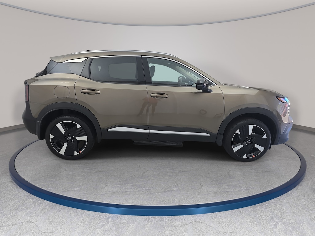New 2026 Nissan Kicks SR SUV