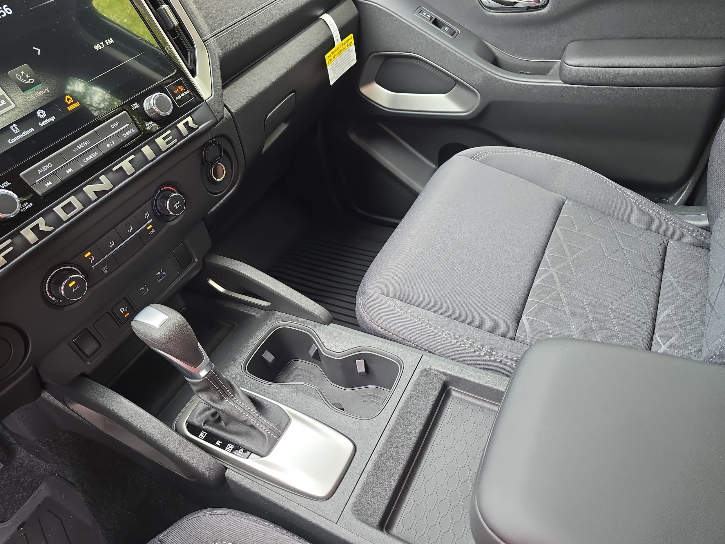 2026 Nissan Frontier SV - Photo 22